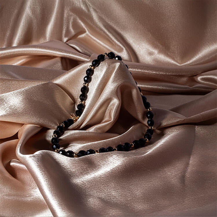 Collar