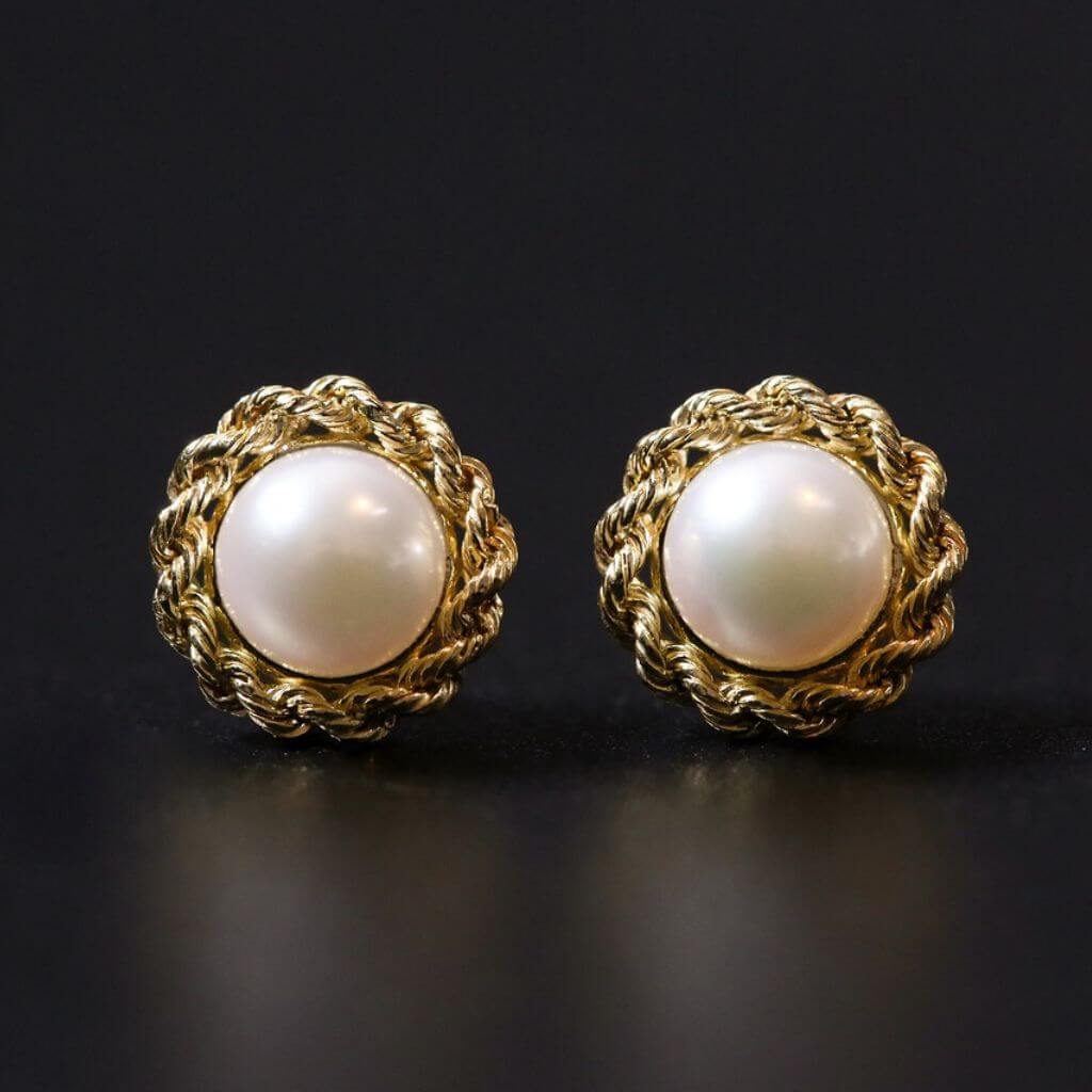 Aretes